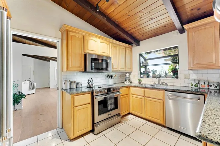 27255 Loma Prieta Way, Los Gatos, California 95033