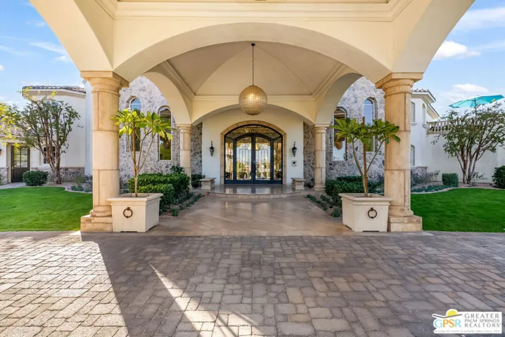 1 Saint Petersburg Court, Rancho Mirage, California 92270