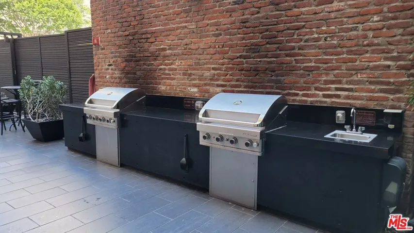 460 S Spring Street 101, Los Angeles, California 90013