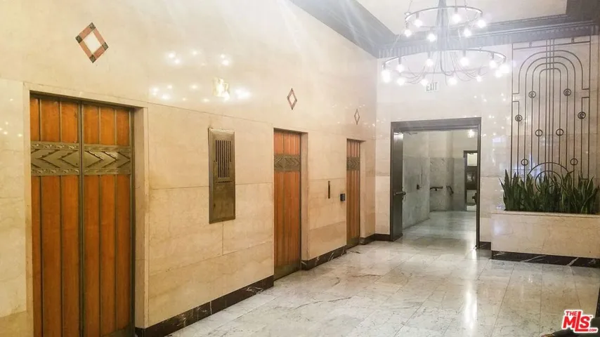 460 S Spring Street 101, Los Angeles, California 90013