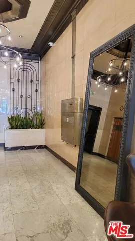 460 S Spring Street 101, Los Angeles, California 90013