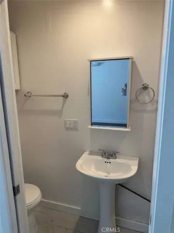 2174 N Beverly Glen, Los Angeles, California 90077