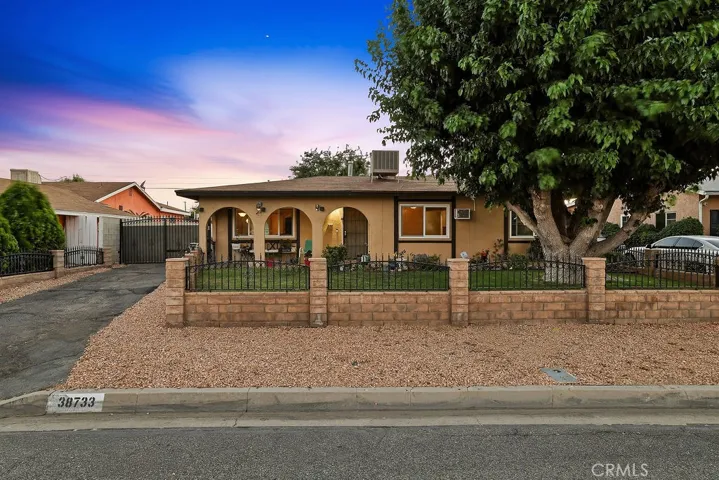 38733 Landon, Palmdale, California 93550
