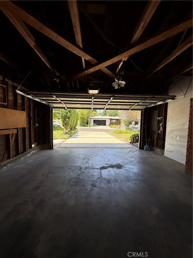 Garage Garage