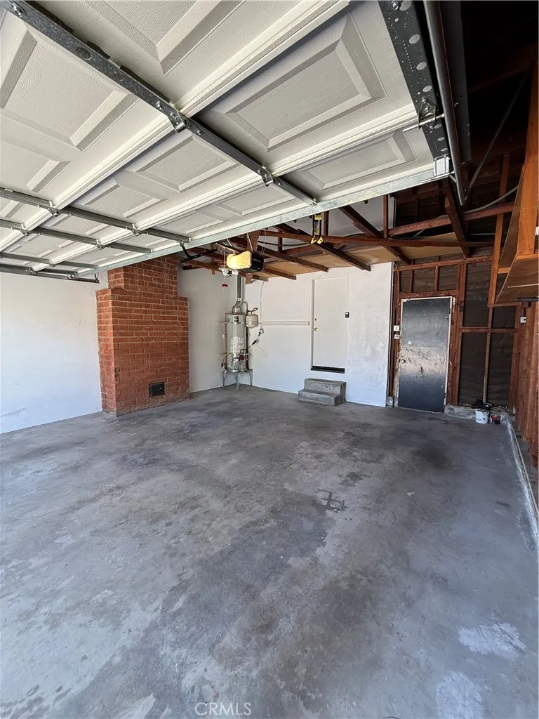 Garage Garage