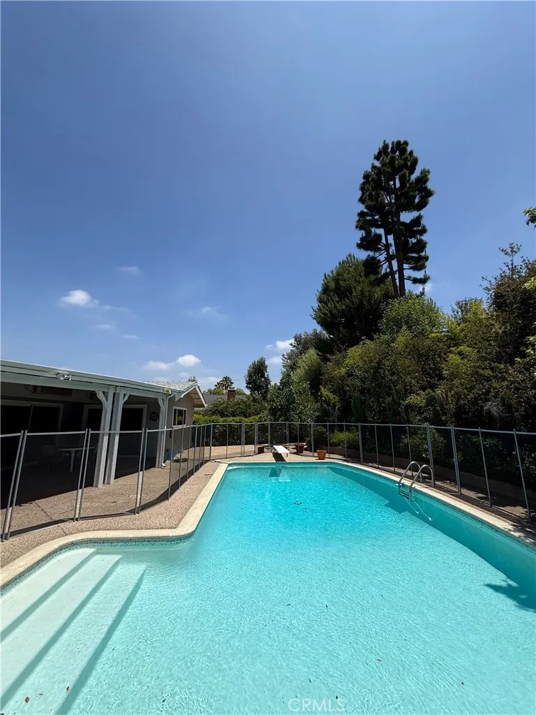 Pool Pool