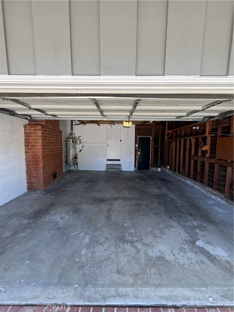 Garage Garage