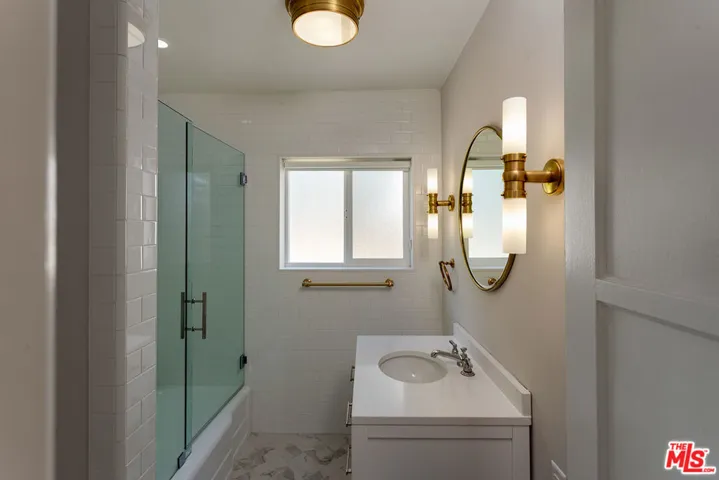 908 Hyperion Avenue, Los Angeles, California 90029