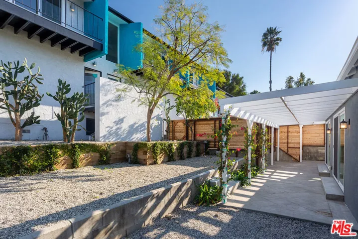 908 Hyperion Avenue, Los Angeles, California 90029