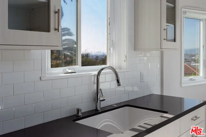 908 Hyperion Avenue, Los Angeles, California 90029