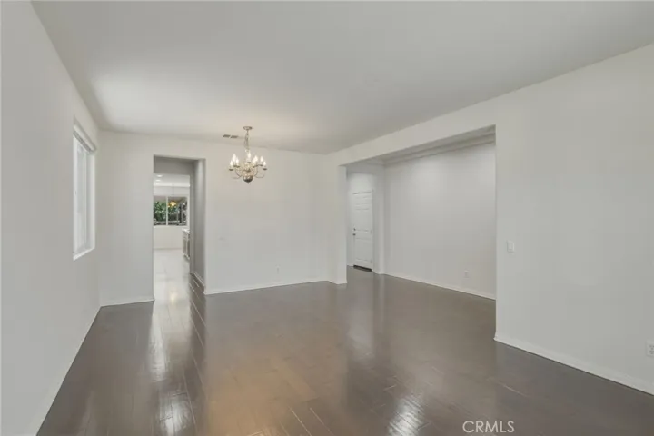 11077 Kalmia Court, Corona, California 92883