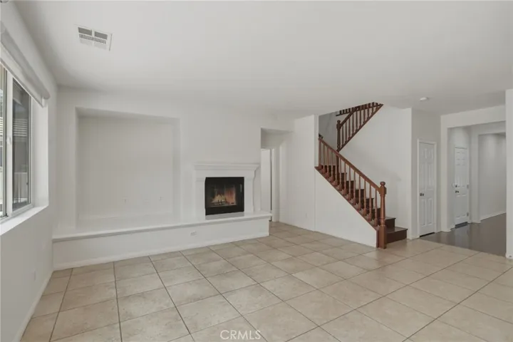 11077 Kalmia Court, Corona, California 92883