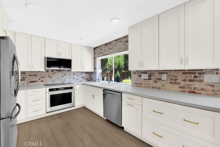 356 E Yale Loop, Irvine, California 92614