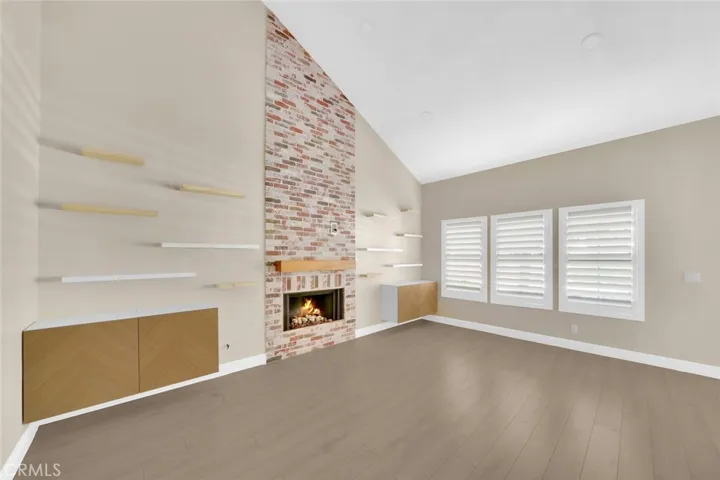 356 E Yale Loop, Irvine, California 92614