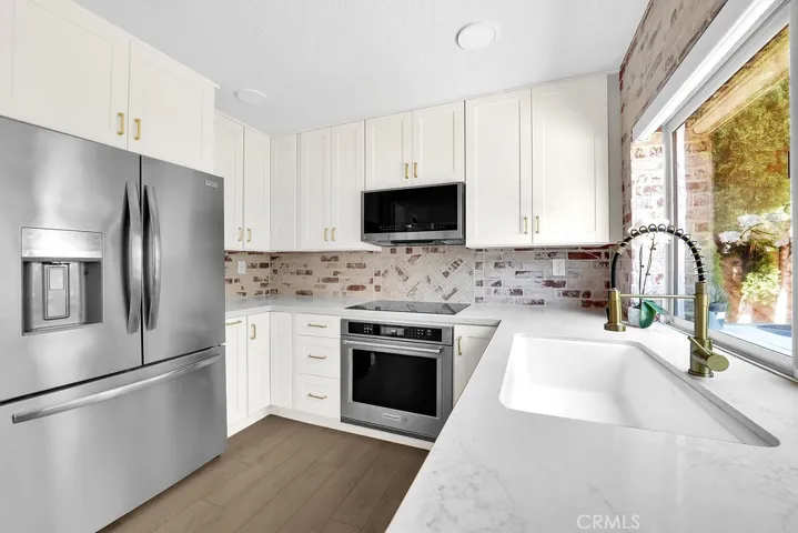 356 E Yale Loop, Irvine, California 92614