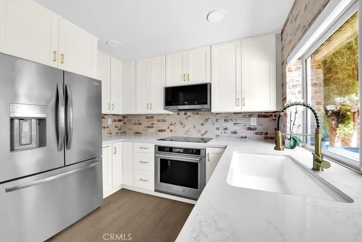 356 E Yale Loop, Irvine, California 92614