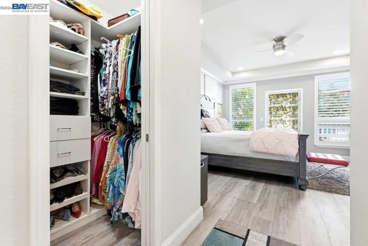 w/ custom closet