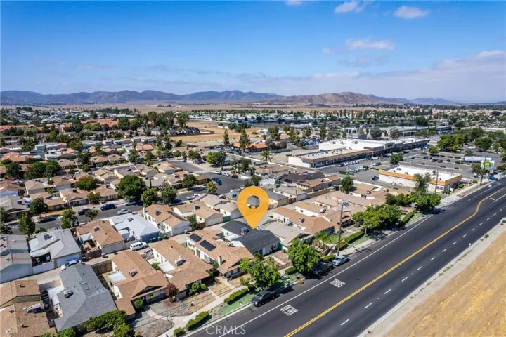 385 E Stetson, Hemet, California 92543