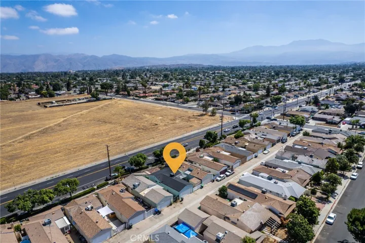 385 E Stetson, Hemet, California 92543