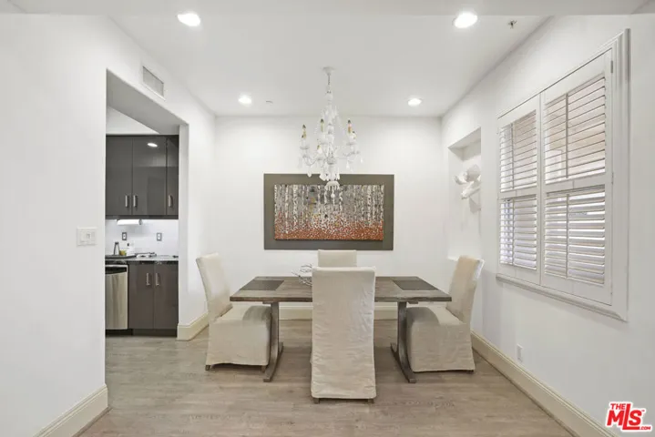 16123 W Sunset Boulevard 202, Pacific Palisades, California 90272