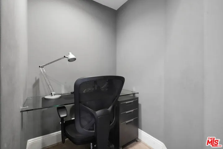 16123 W Sunset Boulevard 202, Pacific Palisades, California 90272