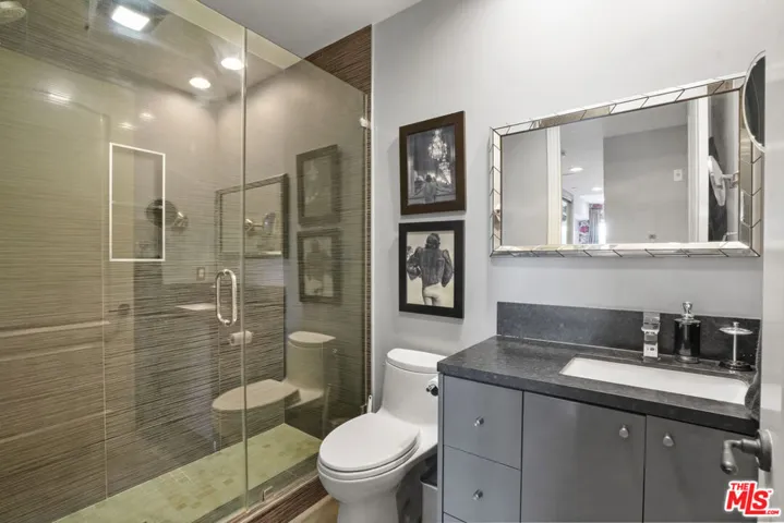 16123 W Sunset Boulevard 202, Pacific Palisades, California 90272