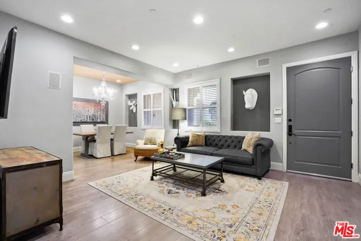 16123 W Sunset Boulevard 202, Pacific Palisades, California 90272