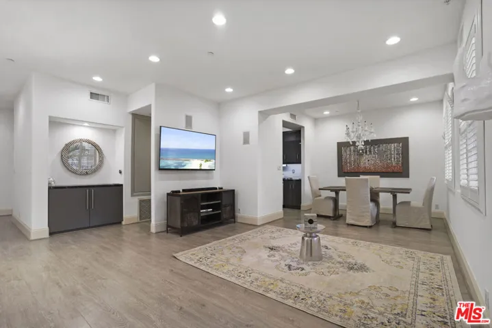 16123 W Sunset Boulevard 202, Pacific Palisades, California 90272
