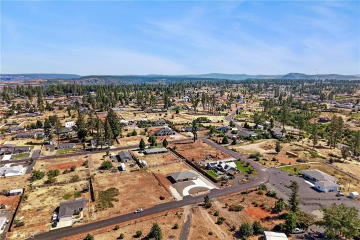 527 Crestwood, Paradise, California 95969