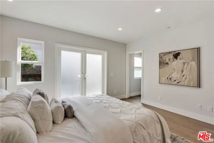 919 Isabel Street, Los Angeles, California 90065