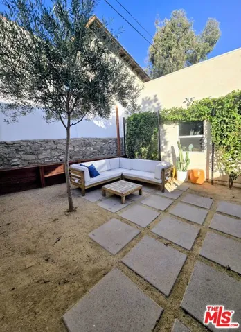 919 Isabel Street, Los Angeles, California 90065