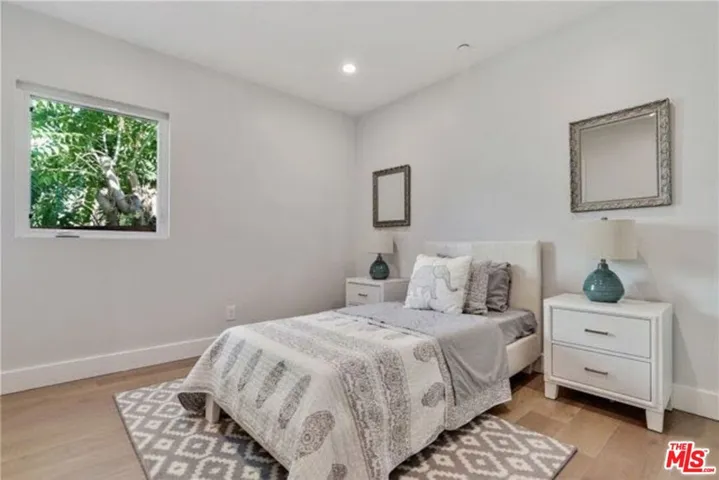 919 Isabel Street, Los Angeles, California 90065