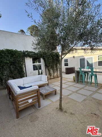 919 Isabel Street, Los Angeles, California 90065