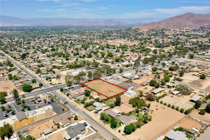 866 6th Street, Norco, California 92860