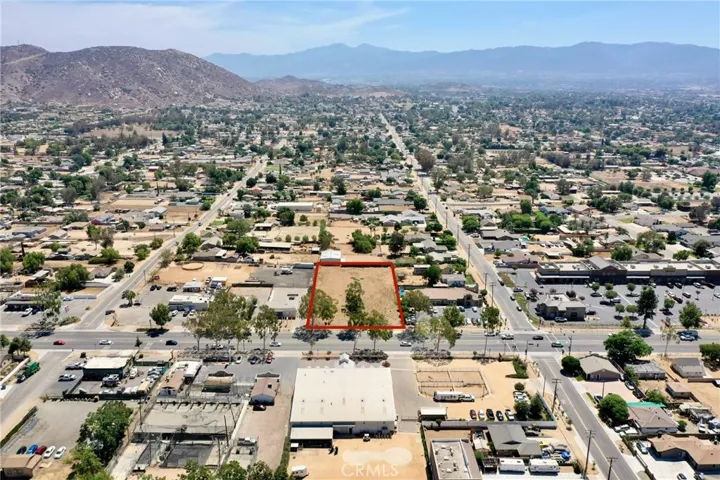 866 6th Street, Norco, California 92860