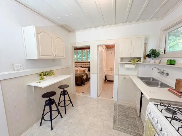 8787 Highway 9, Ben Lomond, California 95005