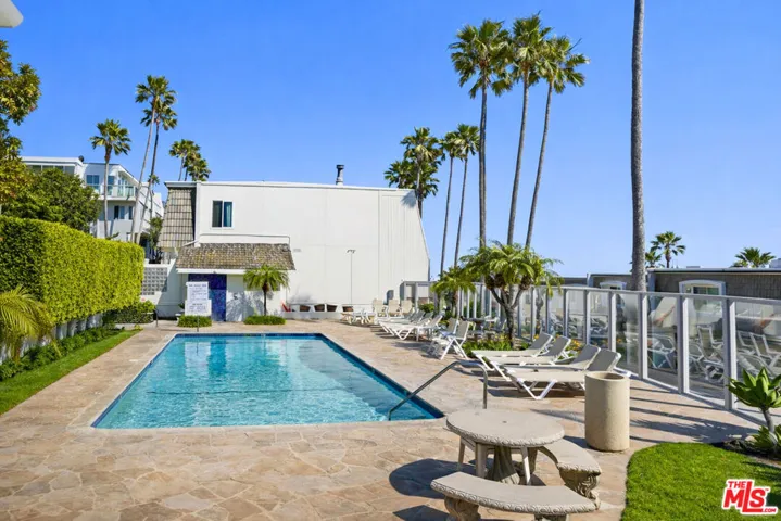 11854 Coral Reef Lane, Malibu, California 90265