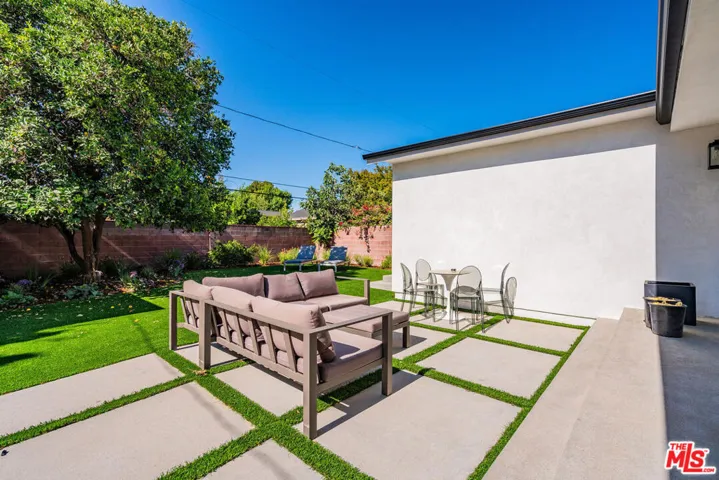 19602 Hamlin Street, Reseda, California 91335