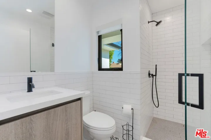 19602 Hamlin Street, Reseda, California 91335