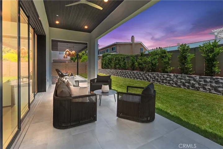 15362 Seine, Irvine, California 92604