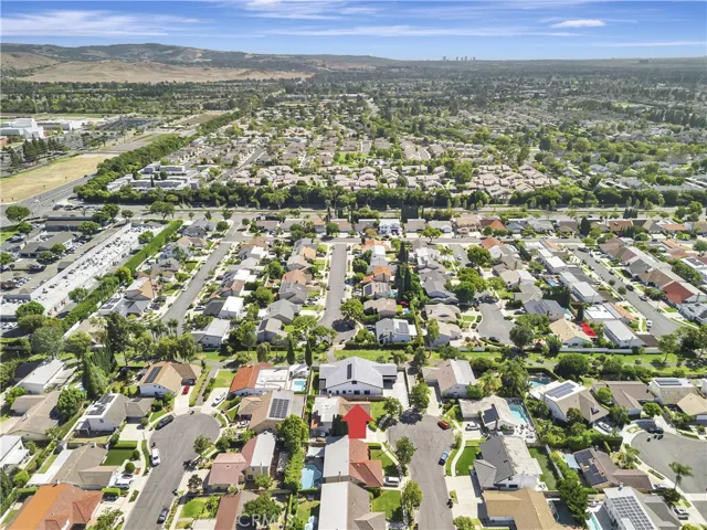 15362 Seine, Irvine, California 92604