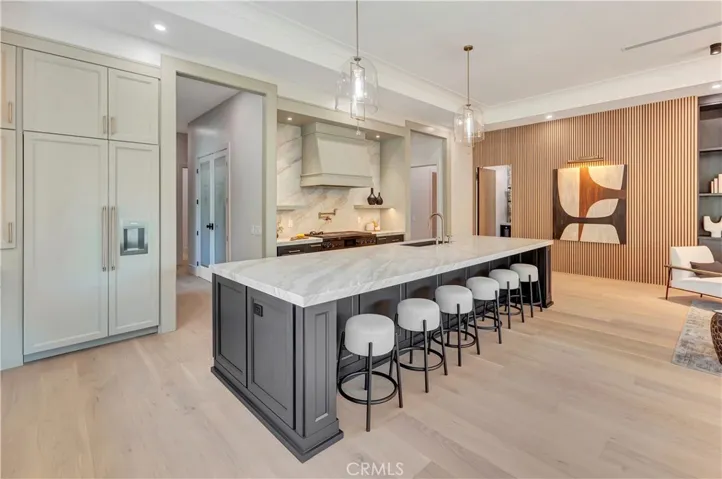 15362 Seine, Irvine, California 92604