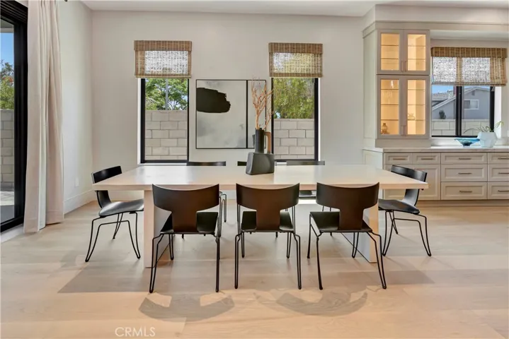 15362 Seine, Irvine, California 92604