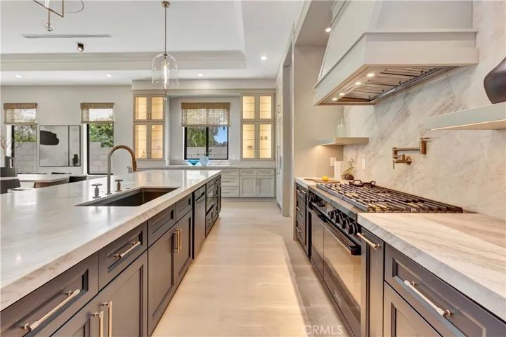 15362 Seine, Irvine, California 92604