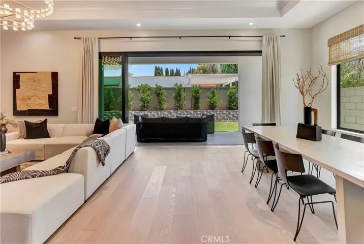 15362 Seine, Irvine, California 92604