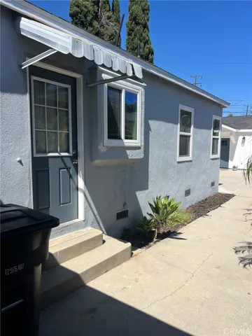 10210 Dorothy, South Gate, California 90280