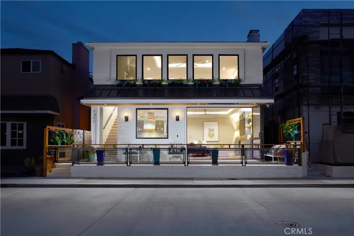 1311 W Bay Avenue, Newport Beach, California 92661