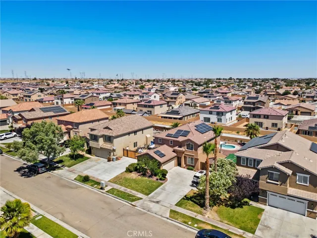 14490 Arthur Street, Oak Hills, California 92344