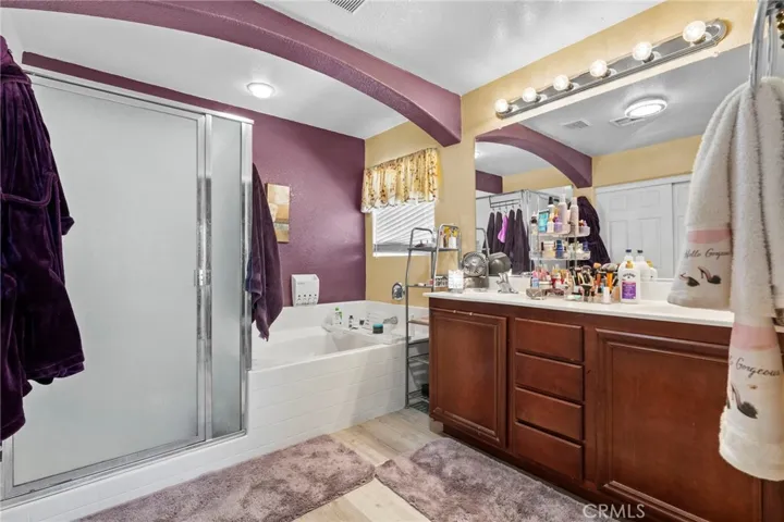 14490 Arthur Street, Oak Hills, California 92344