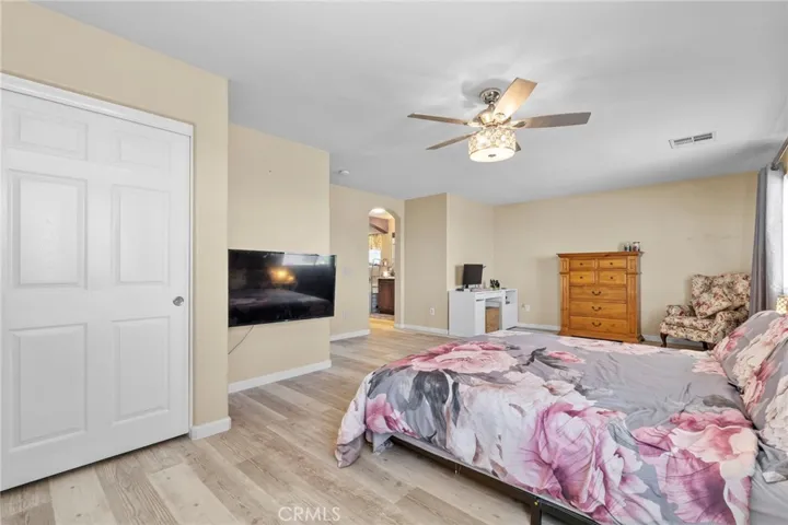 14490 Arthur Street, Oak Hills, California 92344